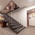 阿特里尔酒店 3*