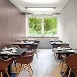 阿特里尔酒店 3*