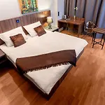 Hotel Atelier 3*