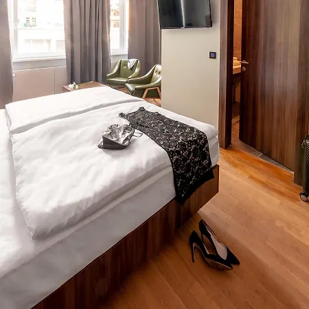 Atelier Szálloda 3*